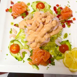 Salmon Con Gamberetti