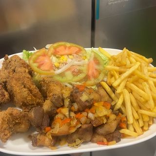 Picapollo, y Chicharrón