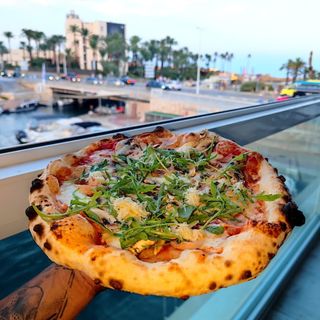 Pizza Montanara