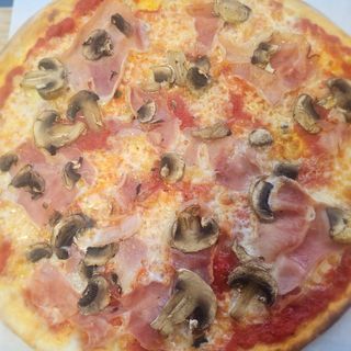 Pizza Funghi