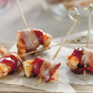Pinchito De Langostino Con Dátiles Y Bacón (1 Ud.)