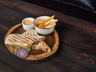 Durum Patatas + Bebida