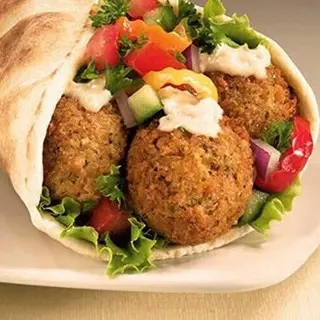 Lahmacun Falafel