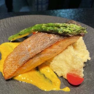 Salmon Parrilla