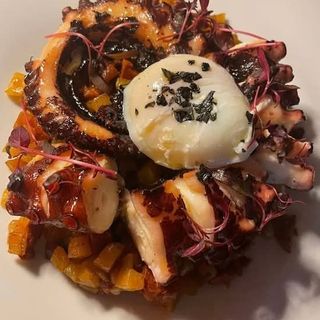 Pulpo a la brasa