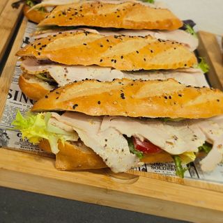 Bocadillo De Pollo