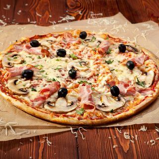 Pizza 4 Estaciones (Pequeña)
