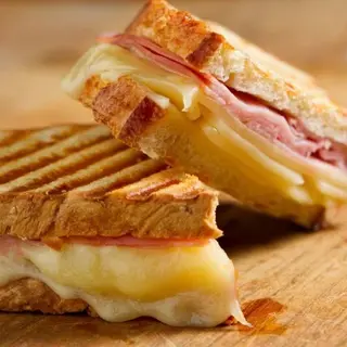 Sándwich Mixto