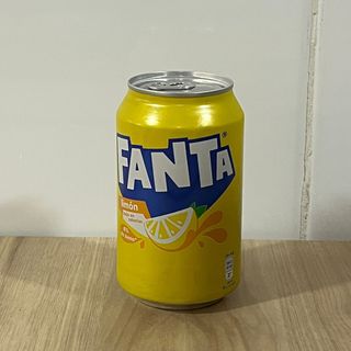 Fanta limón 