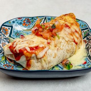 Burrito ahogado de carne asada