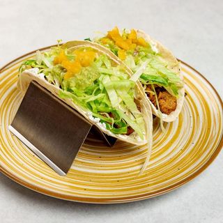 Tacos con carne asada