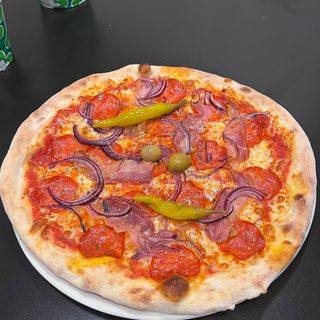 Pizza Dragons Bite