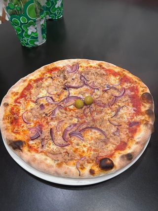 Pizza Narrow Sea