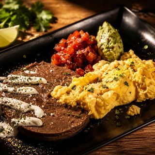 Huevos Rancheros a la Mexicana