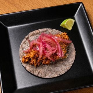 Piletina Pibil Taco
