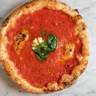 Pizza marinara 