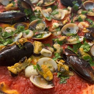 Pizza ai frutti di mare