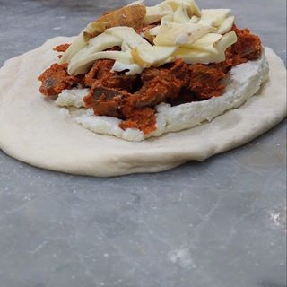 Pizza fritta  top napoletano 