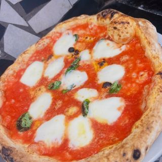 Margherita con bufala