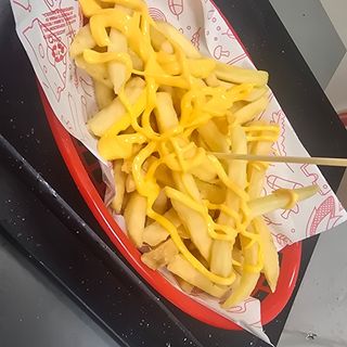 Patatine fritte con cheddar