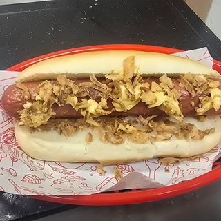 Hot Dog con cipolla croccante e senape