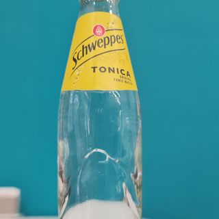 Schweppes tonica