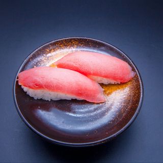 Nigiri de atum 2 pezzi