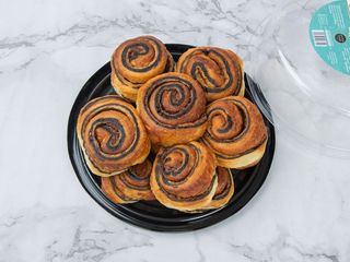 Cinnamon rolls