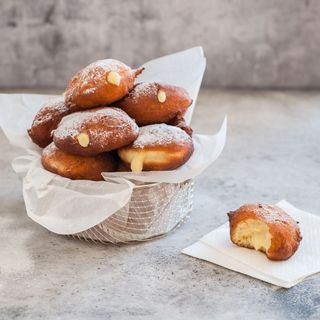 bomba alla crema o cioccolato