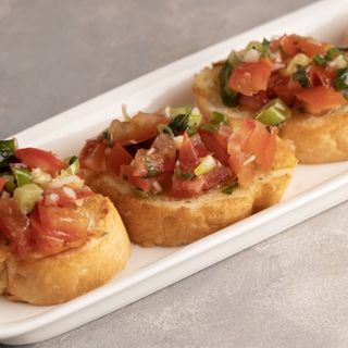 Bruschette porchetta e patate al forno 3 pezzi