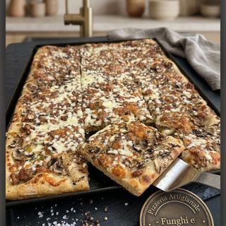 Funghi e salsiccia 