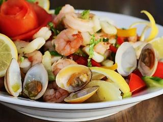 Insalata di mare calda
