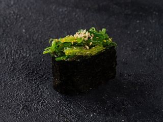 985 - Gunkan wakame