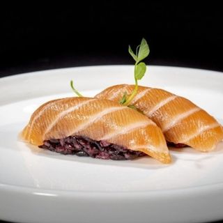 118 - Nigiri black sake