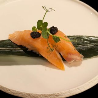 992 - Nigiri smoked salmon