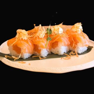 211 - Uramaki oshi sake