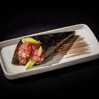 344 - Temaki spicy tonno