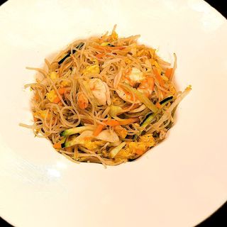 Spaghetti di riso con gamberi piccante
