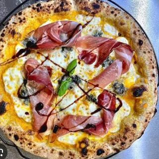 Zola e prosciutto crudo