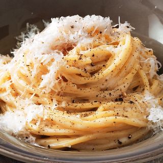 Cacio E Pepe (solo dalle 12 alle 14)