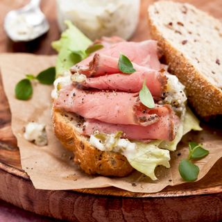Panino 5 Cereali Roastbeef  (solo dalle 12 alle 14)