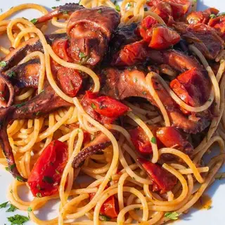 Spaghetti alla luciana