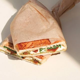 Panino con salsiccia