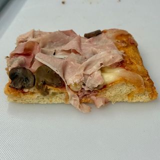 Prosciutto e funghi