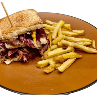 Pastrami sandwich 