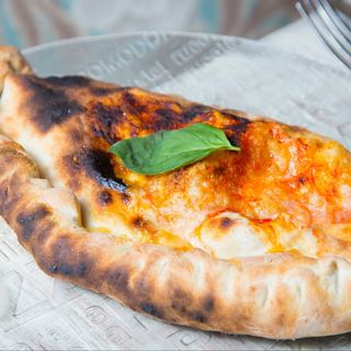 Calzone rosso