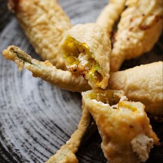 Fiore di zucca fritto