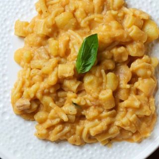 Pasta e patate con la provola