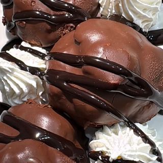 Profitterole al cioccolato