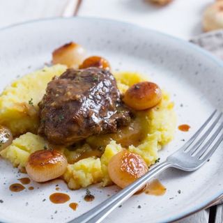 Guancetta di maiale In umido con patate